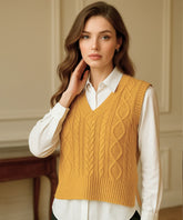 Comprar Colete tricot feminino gola V com textura elegante para looks de outono e meia-estação com sofisticação